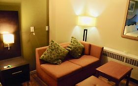 American Plaza Motel